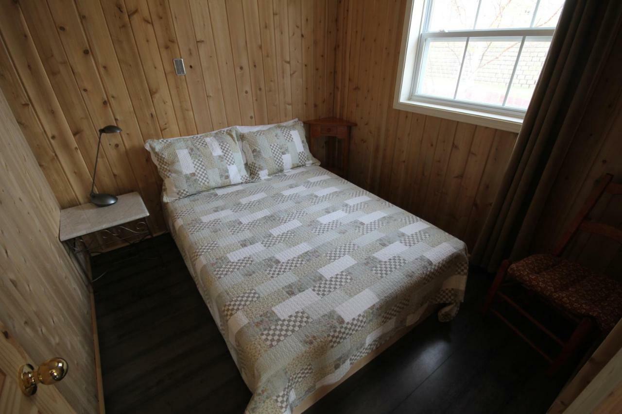Tadou-Shack Villa Tadoussac Exterior photo